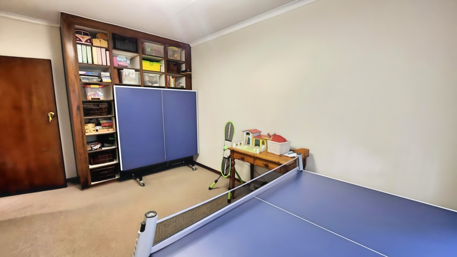 5 Bedroom Property for Sale in Doringkruin North West
